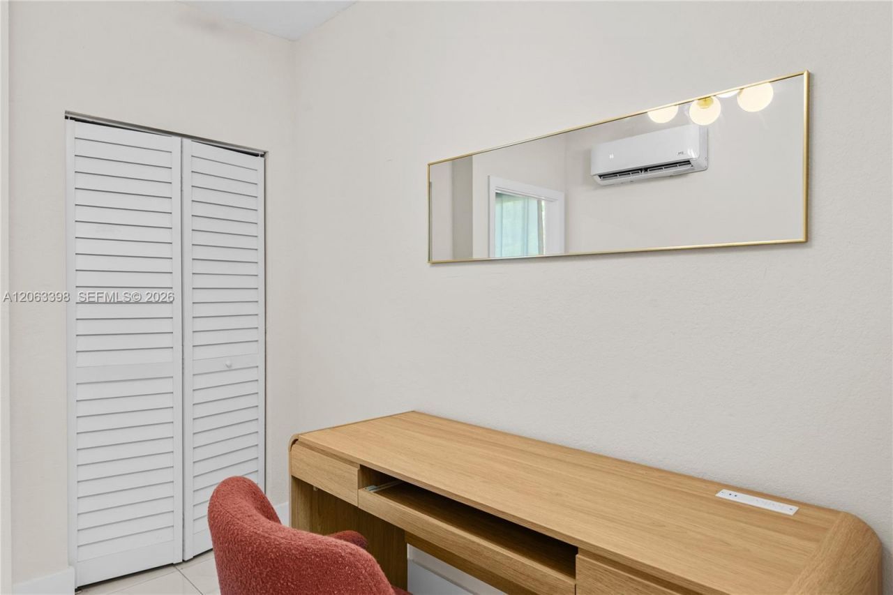 3134 Carter St , Unit 2, Miami, FL 33133 Photo