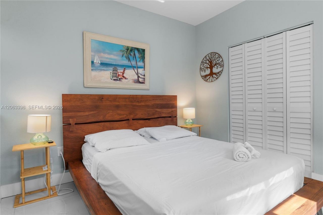 3134 Carter St , Unit 2, Miami, FL 33133 Photo