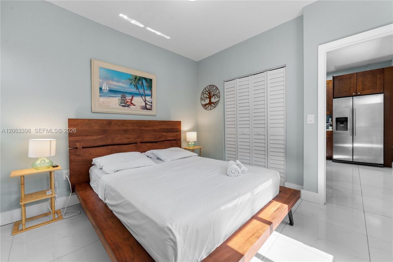 3134 Carter St , Unit 2, Miami, FL 33133 Photo