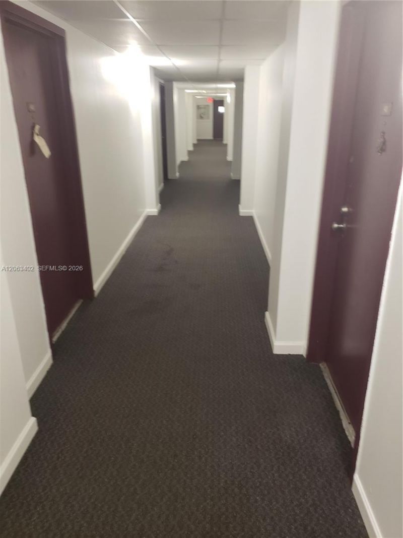 4174 Inverrary Dr , Unit 411, Lauderhill, FL 33319 Photo