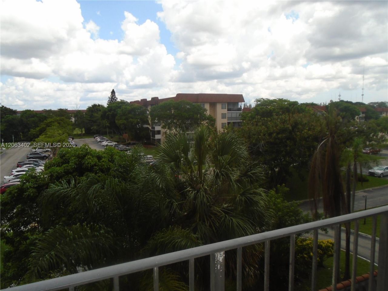 4174 Inverrary Dr , Unit 411, Lauderhill, FL 33319 Photo
