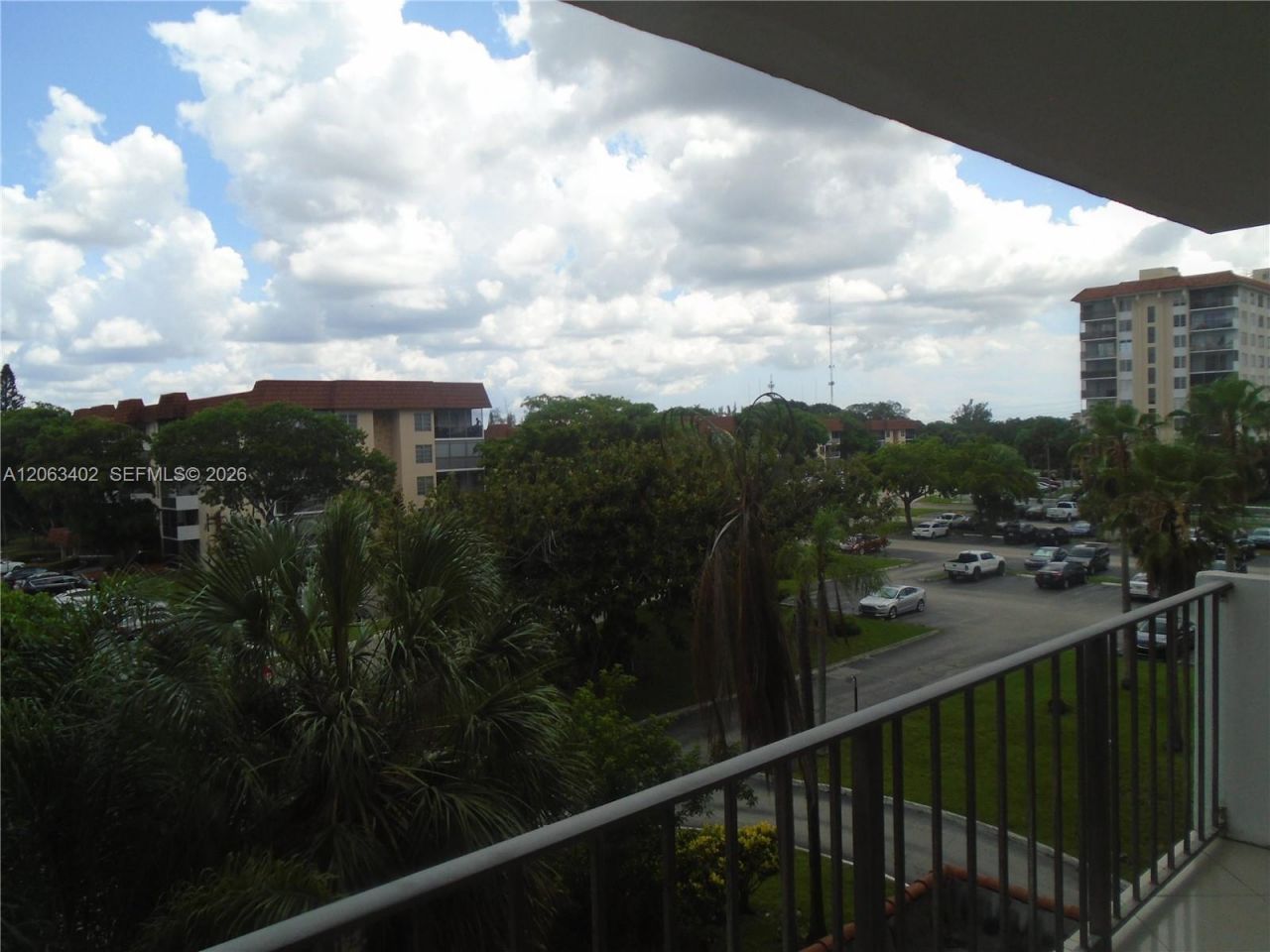 4174 Inverrary Dr , Unit 411, Lauderhill, FL 33319 Photo