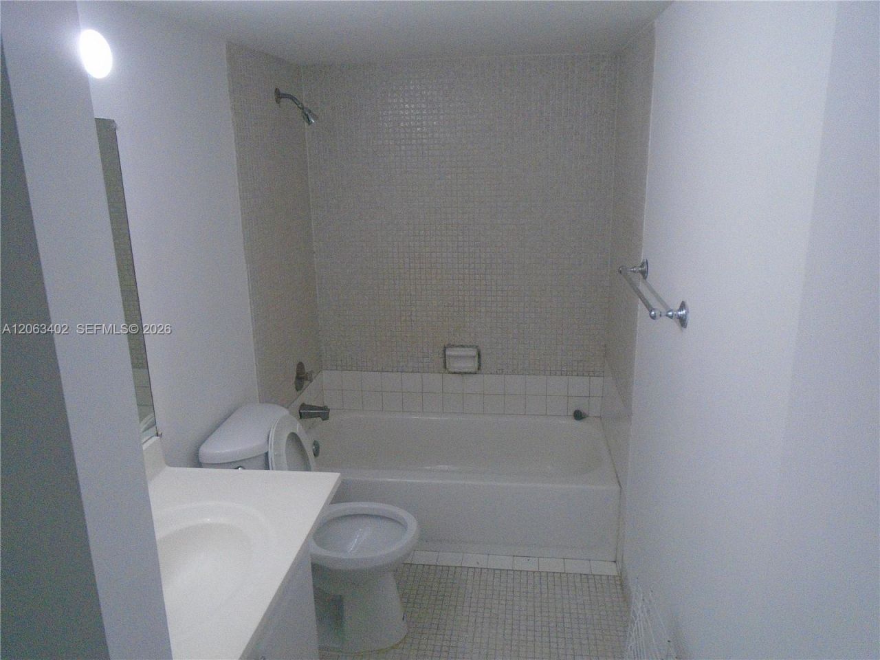 4174 Inverrary Dr , Unit 411, Lauderhill, FL 33319 Photo