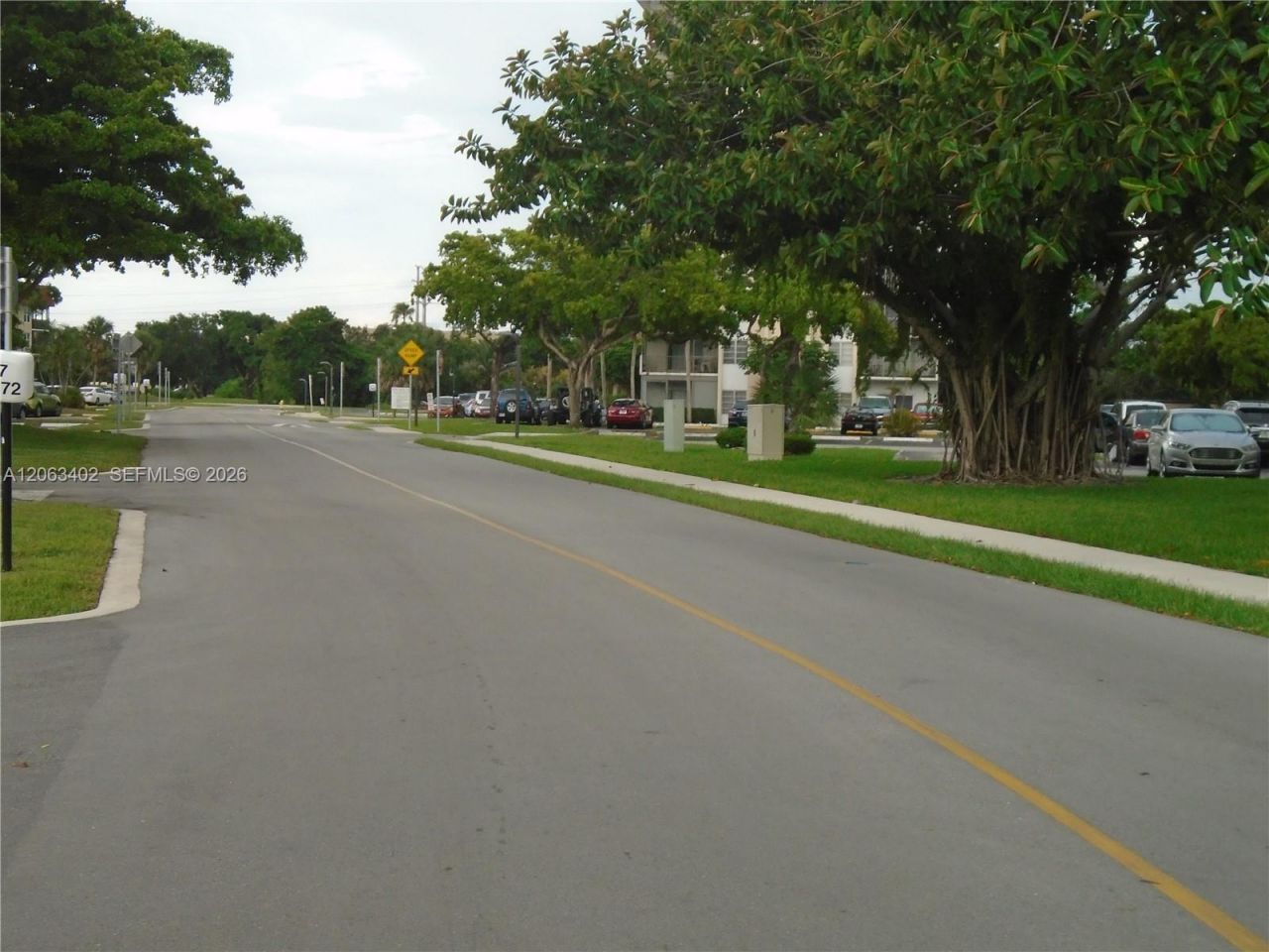 4174 Inverrary Dr , Unit 411, Lauderhill, FL 33319 Photo