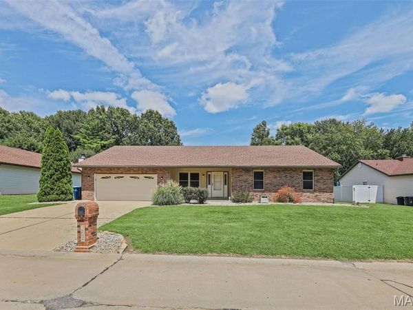 304 Brian Drive , Swansea, IL 62226
