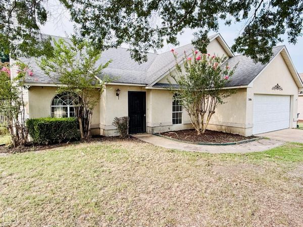 2006 Wingate Drive, Jonesboro, AR 72404