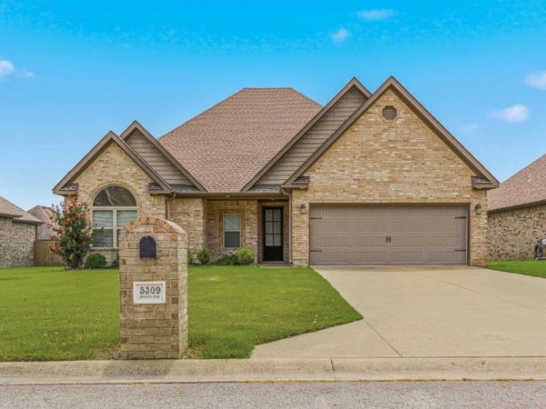 5309 Bridger Park Court, Jonesboro, AR 72405