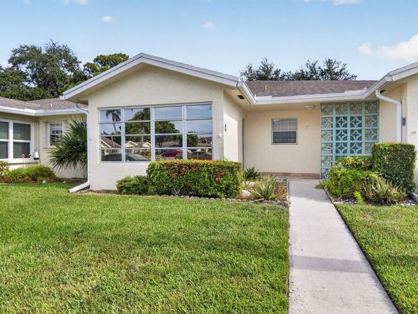 5073 LAKEFRONT Boulevard, Unit C, Delray Beach, FL 33484