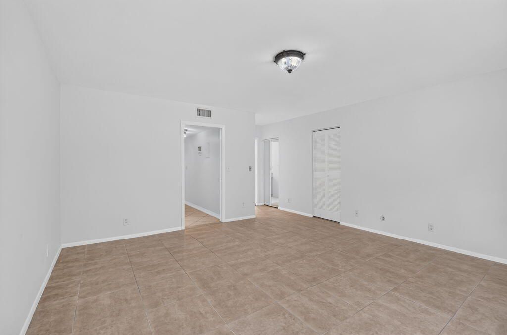 5073 Lakefront Boulevard, Unit C, Delray Beach, FL 33484 Photo