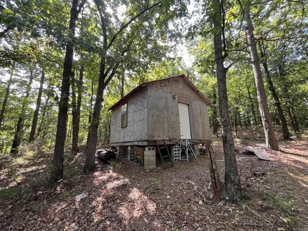 301 Chaparral Lane , Mena, AR 71953