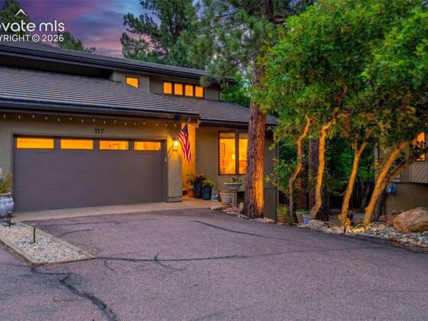 117 Mayhurst Avenue, Colorado Springs, CO 80906