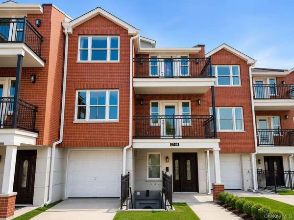 37-08 Francis Lewis Boulevard , Bayside, NY 11361