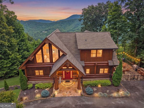 495 Overlook Drive, Blue Ridge, GA 30513