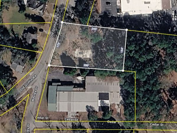 189 S Harkness Street, Jackson, GA 30233