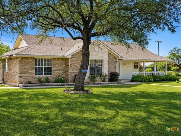 504 N Ave N , Johnson City, TX 78636