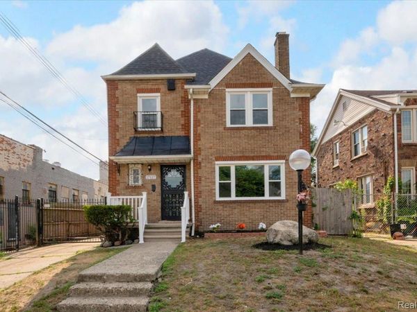 17127 San Juan Drive, Detroit, Mi 48221