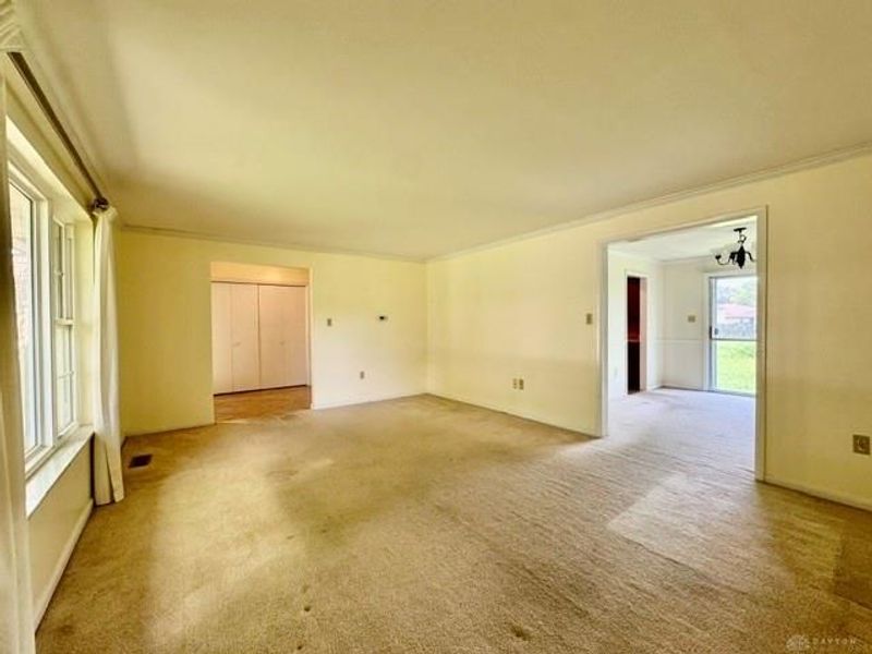 231 Edgebrook Drive, Washington Township, OH 45459 Photo 13