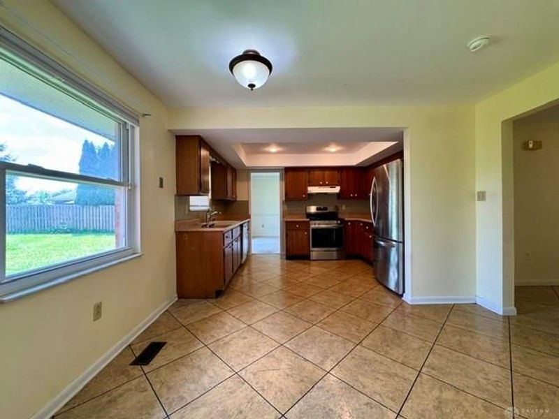 231 Edgebrook Drive, Washington Township, OH 45459 Photo 33