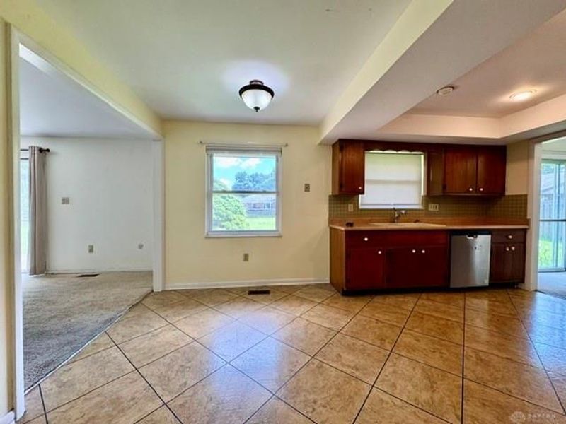 231 Edgebrook Drive, Washington Township, OH 45459 Photo 35