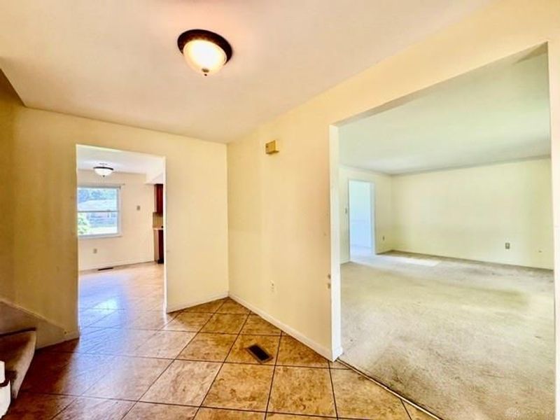 231 Edgebrook Drive, Washington Township, OH 45459 Photo 9