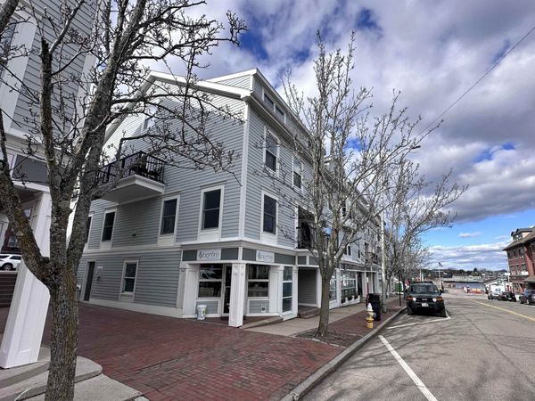 33 Deer Street, Unit 514, Portsmouth, NH 03801