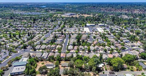 814 Comstock Dr, Folsom, CA 95630 Photo