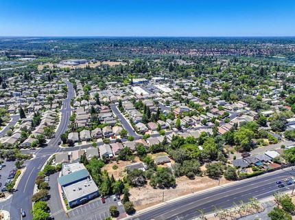 814 Comstock Dr, Folsom, CA 95630 Photo