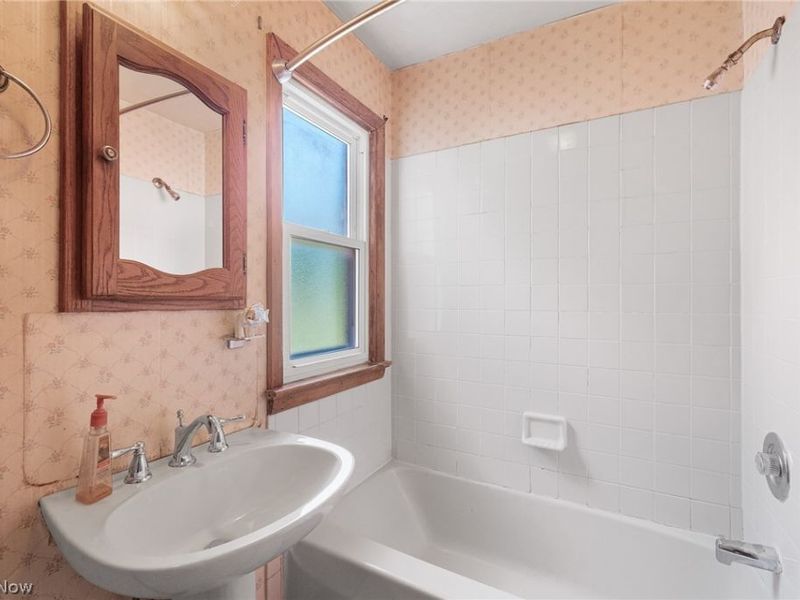 9030 W 130 Street, Strongsville, OH 44136 Photo 21
