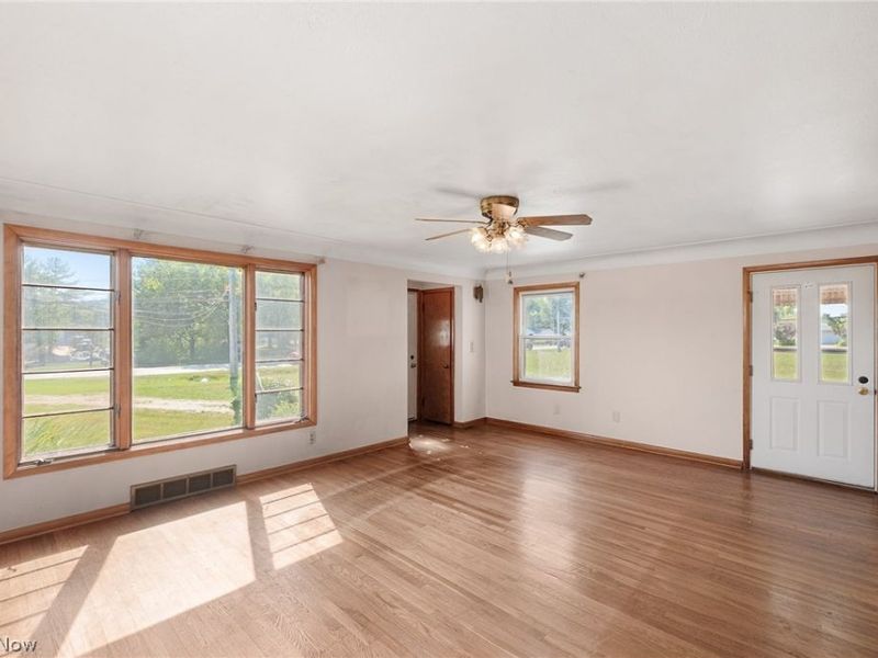 9030 W 130 Street, Strongsville, OH 44136 Photo 4