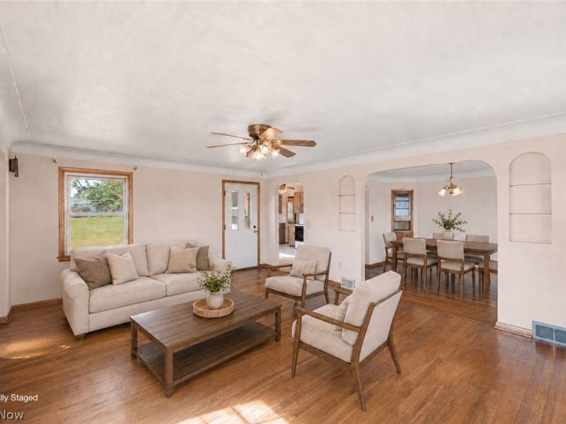 9030 W 130 Street, Strongsville, OH 44136 Photo 7