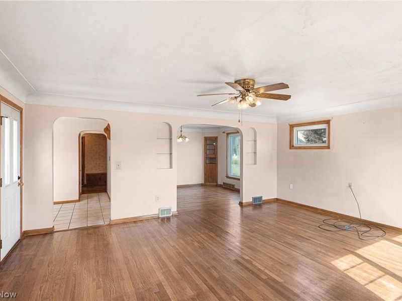 9030 W 130 Street, Strongsville, OH 44136 Photo 9