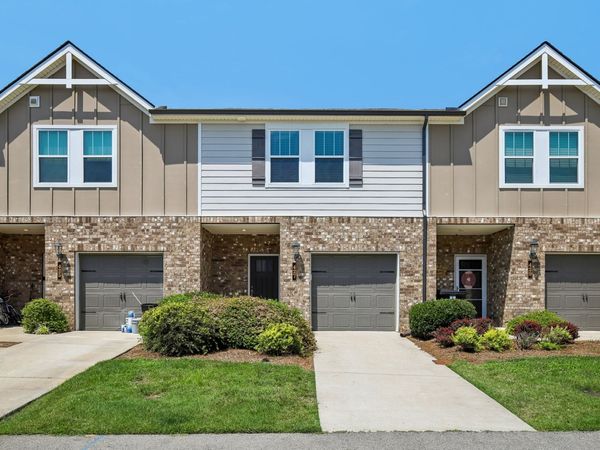 427 Palmetto Dr , Columbia, TN 38401