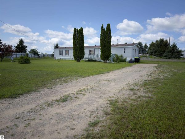 3205 Dobleski Road, Elmira, MI 49730