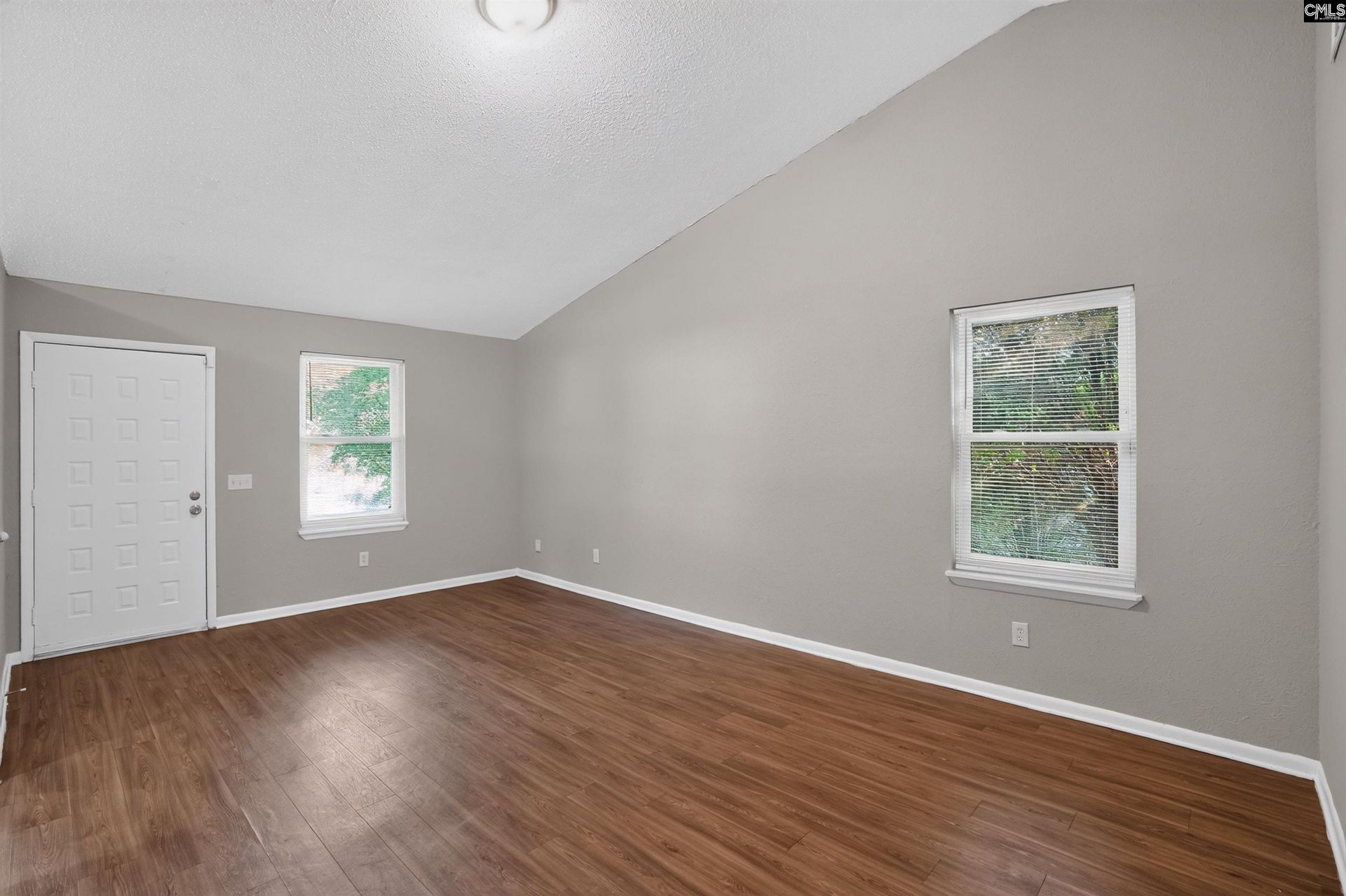 420 Greenlake Drive  Photo 14