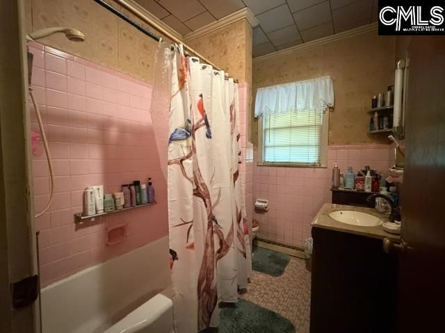 409 Travis Avenue  Photo 15