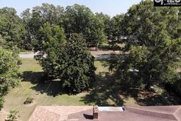 409 Travis Avenue  photo 4