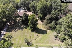 409 Travis Avenue  photo 4