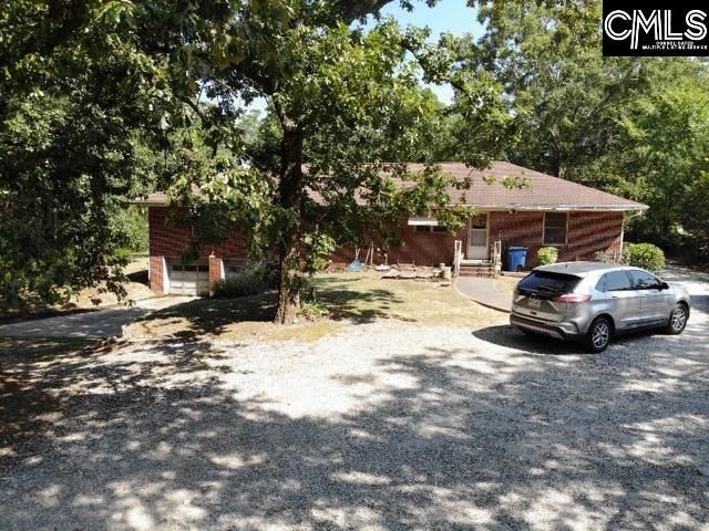 409 Travis Avenue  Photo 9