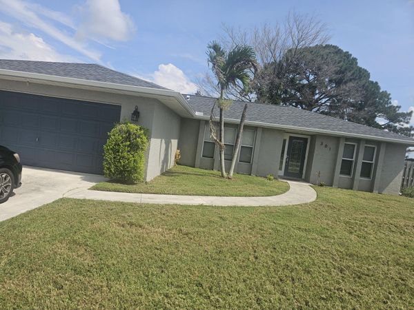 301 SW VIOLET Avenue, Port St. Lucie, FL 34983