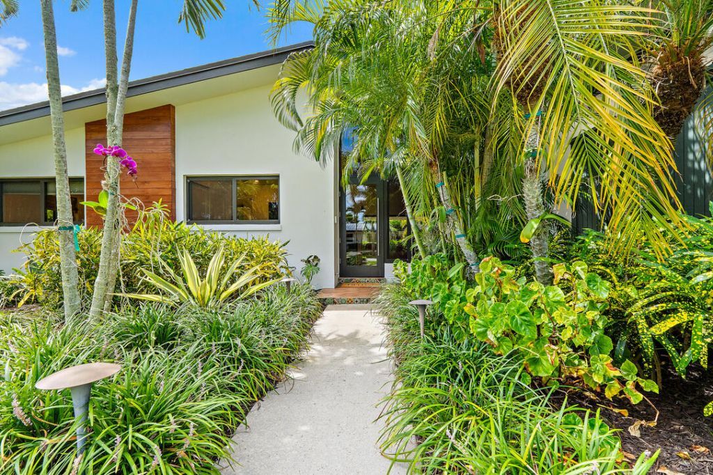 420 Gulf Road, North Palm Beach, FL 33408 Photo