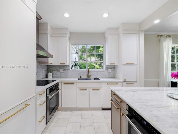 349 NE 96th St , Miami Shores, FL 33138