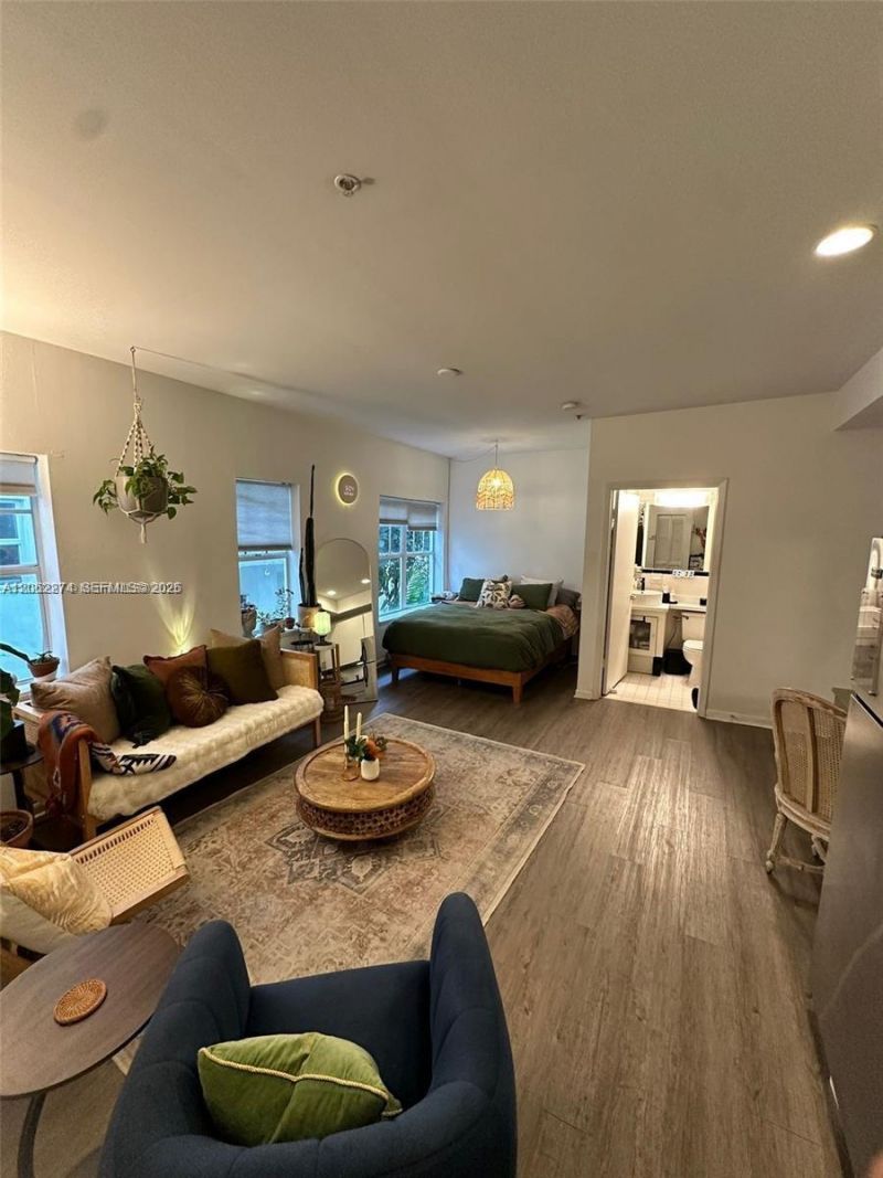 1244 Pennsylvania Ave, Unit 103, Miami Beach, FL 33139 Photo