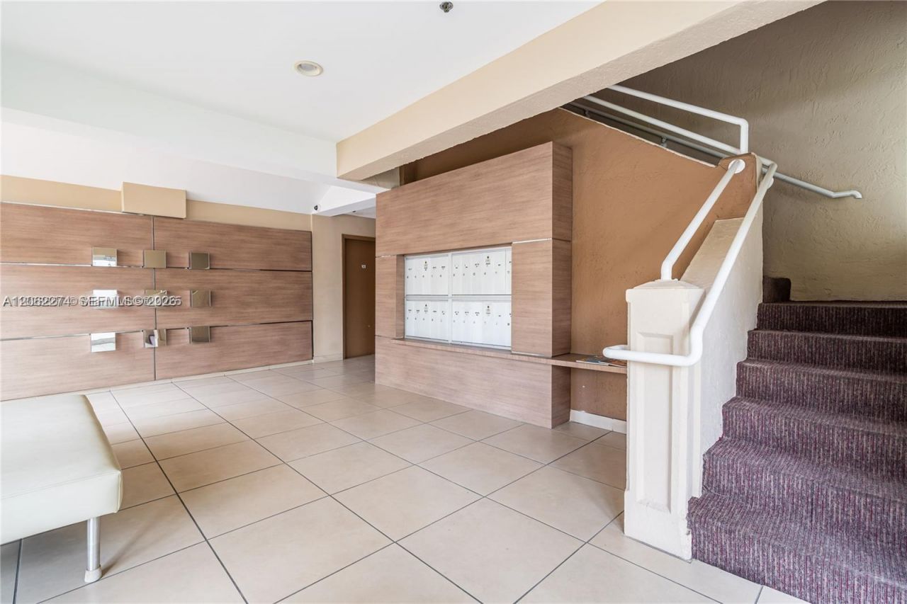 1244 Pennsylvania Ave, Unit 103, Miami Beach, FL 33139 Photo