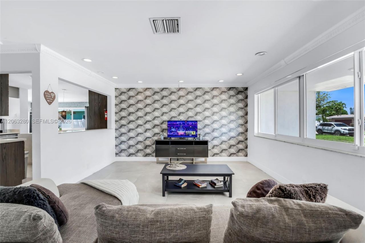 5424 Garfield St, Hollywood, FL 33021 Photo
