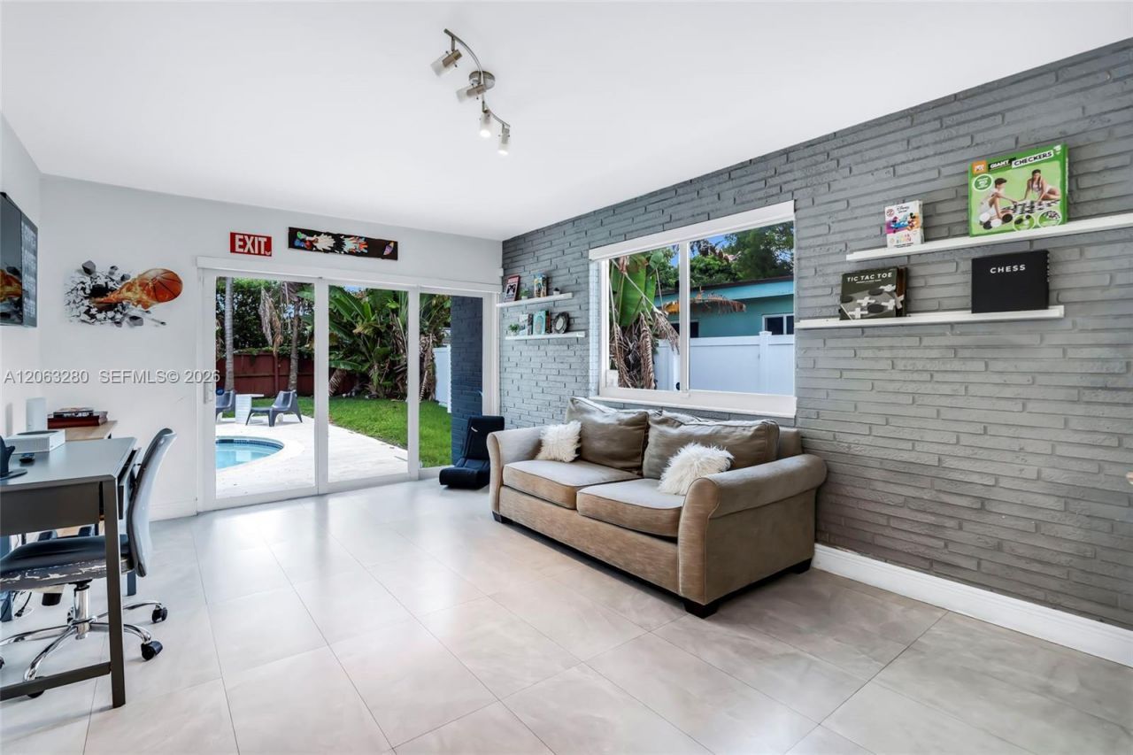 5424 Garfield St, Hollywood, FL 33021 Photo
