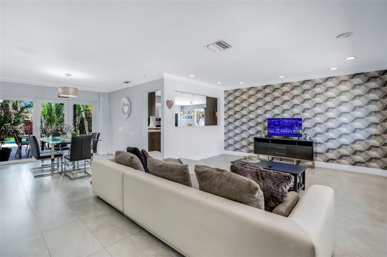 5424 Garfield St, Hollywood, FL 33021 Photo