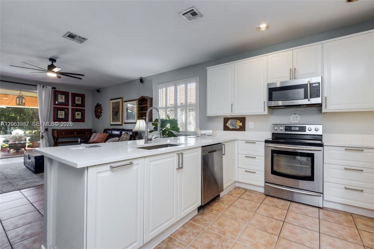 1280 Majesty Ter, Weston, FL 33327 Photo
