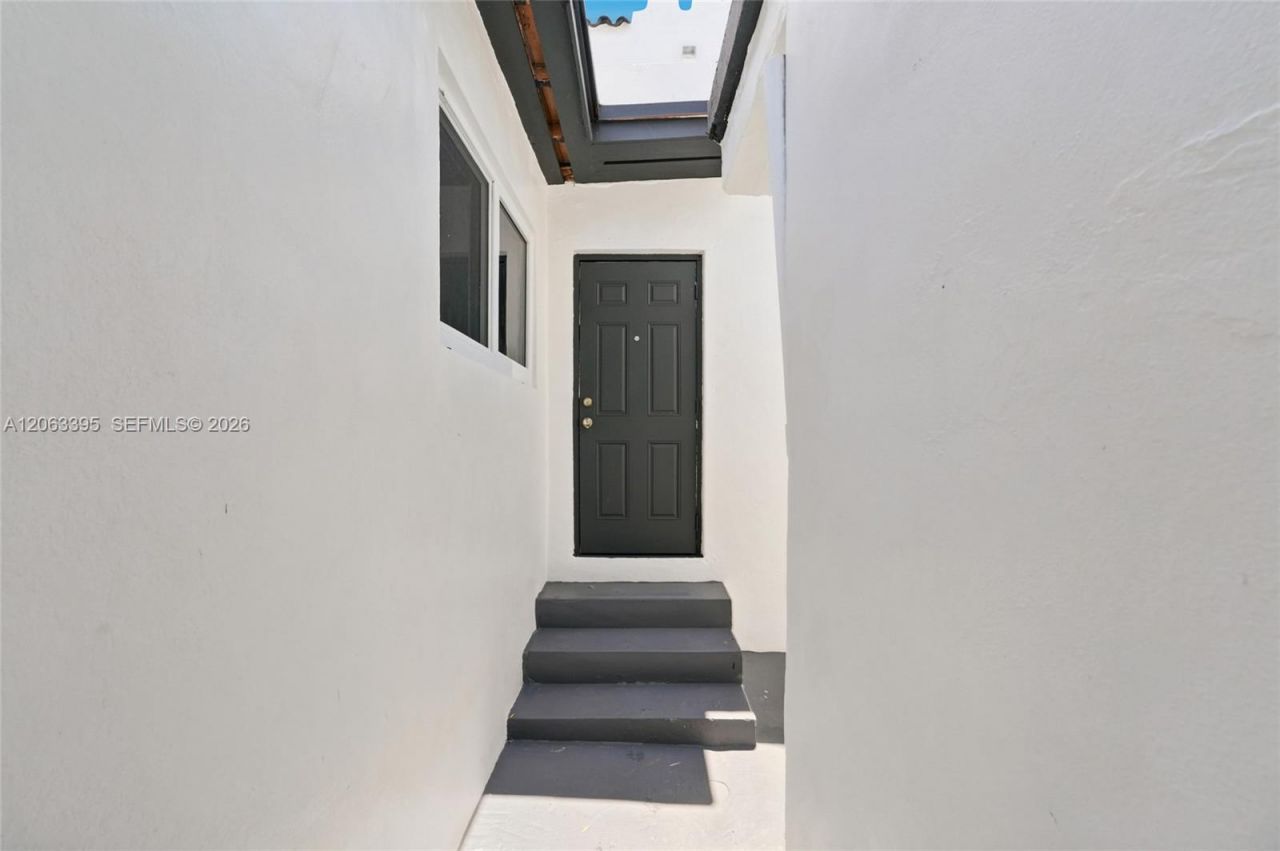 128 NW 9th Ave, Unit 7, Miami, FL 33128 Photo