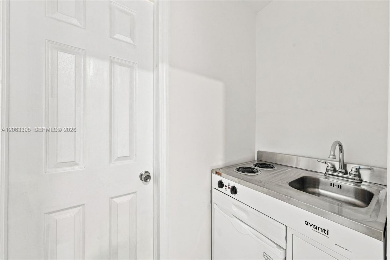 128 NW 9th Ave, Unit 7, Miami, FL 33128 Photo
