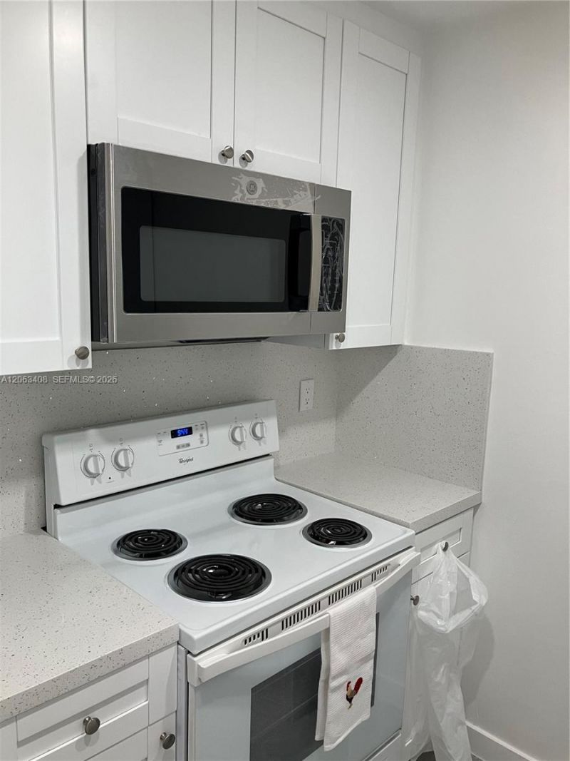 8305 SW 72nd Ave, Unit 109A, Miami, FL 33143 Photo
